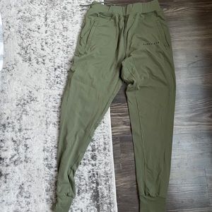 Alphalete men’s joggers